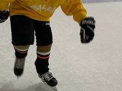 -冠军冰场(环球中心店)