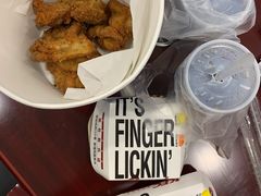 -肯德基(春申店)