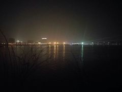 -上海滴水湖皇冠假日酒店