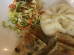 -一两饭川味素食餐厅