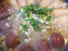 -闯关东东北农家菜(崂山石老人店)