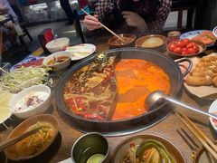 -萍姐火锅·公路夜市(武汉首店)