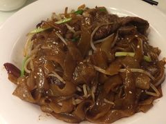 招牌干炒牛河-新大咀港式茶餐厅(宝山万达店)