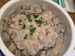 香芋蒸排骨-费大厨辣椒炒肉(万家丽一店)