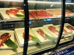 面包甜点陈列柜-蚝英雄鲜蚝自助专门店(长楹天街直营店)
