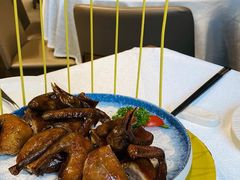 红烧乳鸽-光明招待所(邦凯科技园店)