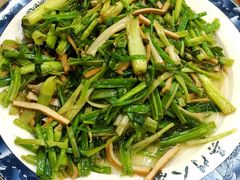 水芹炒香干-吴门人家·苏宴宫廷菜(拙政园店)
