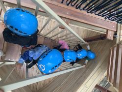 -PIPIKINGDOM皮皮王国欢乐号(欢乐海岸购物中心店)