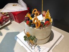 -山与蓝·轻糖鲜果蛋糕(勒泰店)