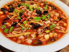 自贡鲜锅兔-别院里音乐餐酒吧(双流航空港店)