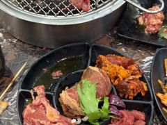 -啊美丽炭火烤肉(滑翔一店)