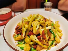 -老湘亲·品鉴湘菜(蔡塘爱琴海店)