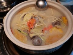 旺晖招牌骨头锅-旺晖本帮骨头煲·深夜火锅(梅园路店)