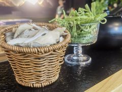 -鹿鸣山草本茶香火锅(园西路店)