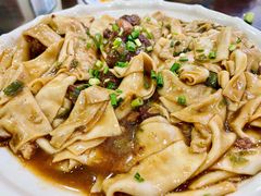 -壹阁胡羊焖饼(特色小吃街店)