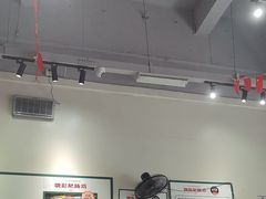 -晓彭肥肠鸡·泡椒鸡火锅(水木天地店)