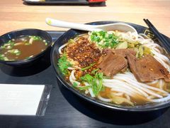 酸菜牛肉粉-三品王(万象城店)