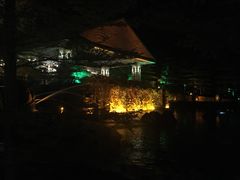 -森波拉火山温泉