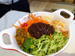 -沁麦源过桥米线(总店)