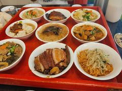 -蓝田九大碗民俗食府(蓝田店)