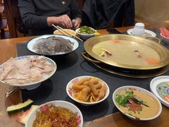 -沸炉重庆老火锅(军事博物馆店)