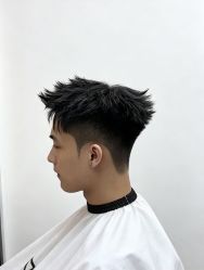 -宫铭烫发染发接发店