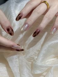 -桃色美甲沙龙