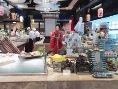 -小天鹅戴斯酒店鲸鲨百汇创作料理