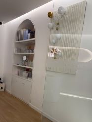 -苗方清颜痘肌研究所