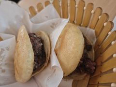 -闫家驴肉老店(华电一校店)