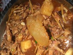 鸡爪-胖哥俩肉蟹煲(河北勒泰购物中心店)