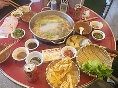 -潮汕•草根牛肉档(中江路店)