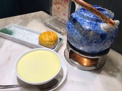 酥皮水牛奶菠萝包-陶陶居酒家(海岸城店)
