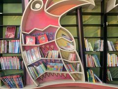 -钟书阁(松江泰晤士小镇店)