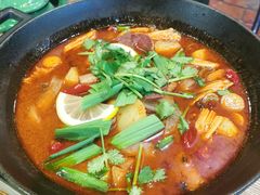 -金牌老碗时尚陕菜(王府井百货店)