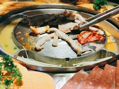 -哈哈碳都·牛肋条无限自助烤肉(台江万达店)