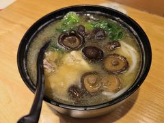 香菇炖鸡米线-老妈米线(金座店)