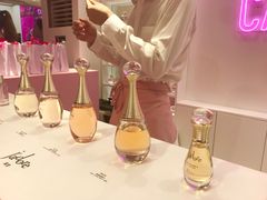 -Dior迪奥(上海世茂广场店)