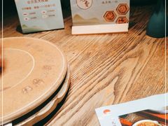 -蜜桃餐厅·伴山(湖滨商业街店)