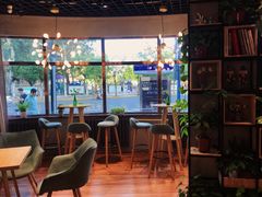 -ZING COFFEE 镜咖啡