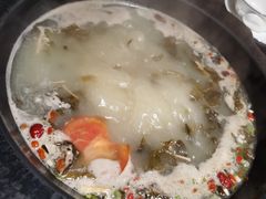 -景明轩•养生酸汤鱼火锅 云贵鲜菌 现舂野果酸汤(王寨小区店)