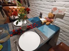 -又见马甲M8融合西餐厅(体育中心店)