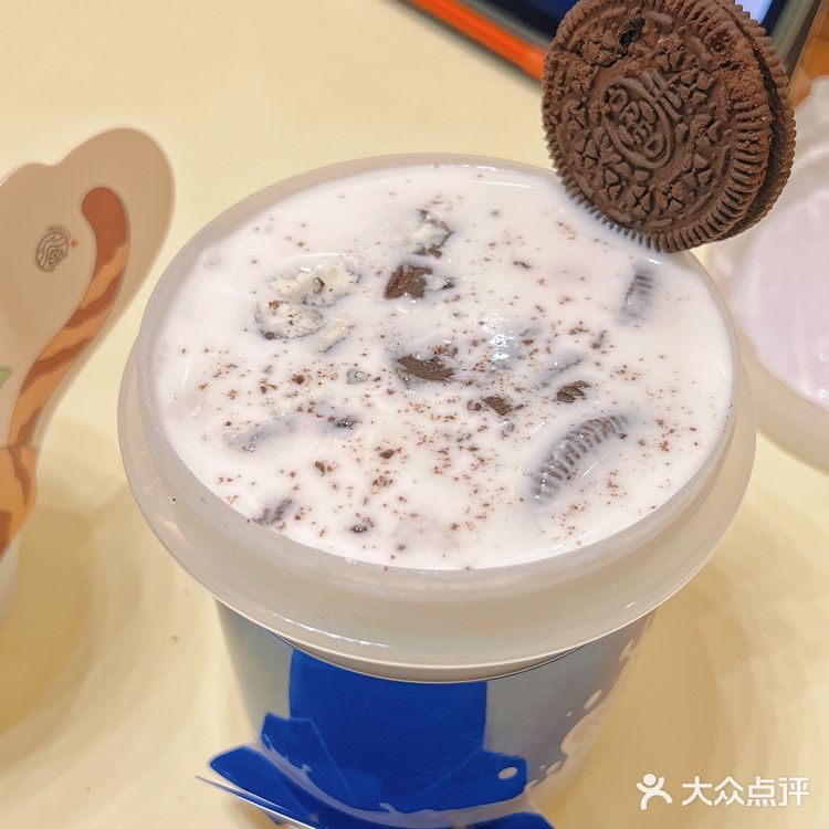 碰撞在心头的奥利奥椰乳[流泪]加芋泥真的绝了！