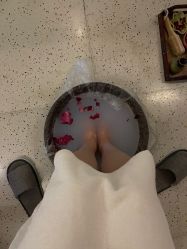 -琦品高端嫩肤经络私佳美场