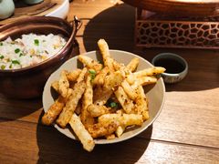 土碗洋芋-云水瑶意境云南菜(柏威年购物中心店)