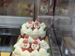-花花卷卷·鲜食蛋糕(静安久光百货店)