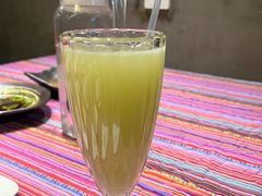 -香巴拉云南餐厅(华莱坞店)