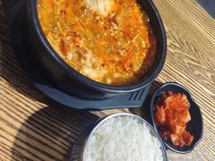 -吴草鸡爪오초닭발韩食堂(融恒盈嘉中心店)
