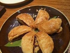 鲜花玫瑰饼-云海肴·汽锅鸡·云南菜(苏州中心店)