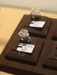 -恒阳珠宝·高级定制镶嵌·天然彩宝·天然钻石(南京西路店)